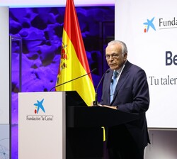 Isidro Fainé dirige unas palabras a los asistentes