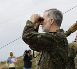 Su Majestad el Rey observa las realización de las actividades del Ejercicio "Atlas 24"