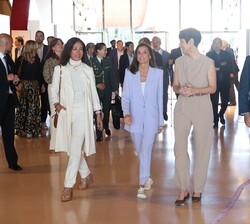 La Reina a su llegada al Centro de Formación “El Solaruco” de la Ciudad Grupo Santander