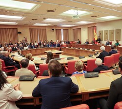Acto de entrega del “IV Premio 15 de junio” a los valores constitucionales, presidido por Su Majestad el Rey