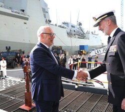 El Rey recibe el saludo del Presidente de la República de Estonia
