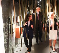 Su Majestad el Rey finaliza Su visita al Museo de la Ocupación