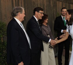Sus Majestades los Reyes y Sus Altezas Reales la Princesa de Asturias y de Girona, y la Infanta Doña Sofía a su llegada al Palacio de Congresos Costa 