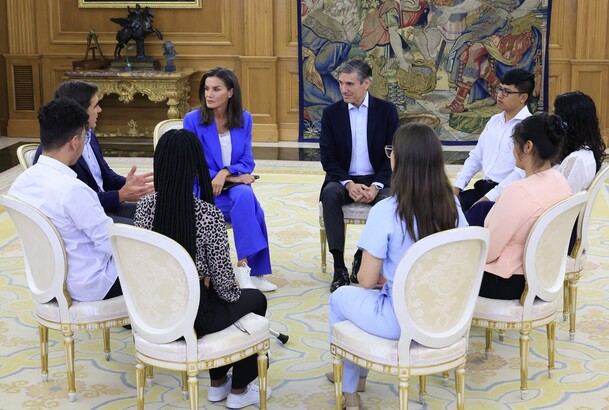 Su Majestad la Reina durante la audiencia con la representación de la Fundación Microfinanzas BBVA