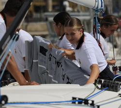 Su Alteza Real la Princesa de Asturias se embarca para realizar su primera salida a la mar en instrucción marinera