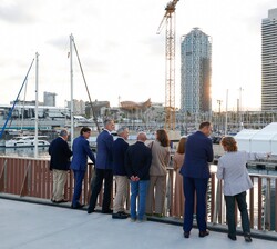 El Rey visita las nuevas instalaciones del “Nou Port Olímpic”