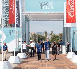 Llegada del Rey a las instalaciones de la Louis Vuitton 37th America’s Cup