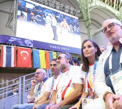 La delegacion española con la Reina al frente, en las pruebas de taekwondo