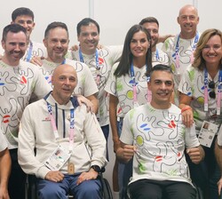 Doña Letizia con los deportistas