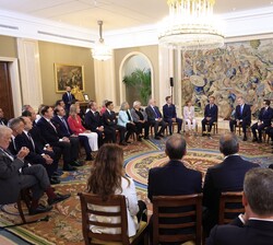 Audiencia de Don Felipe a una representación de la Cámara de Comercio Franco-Española