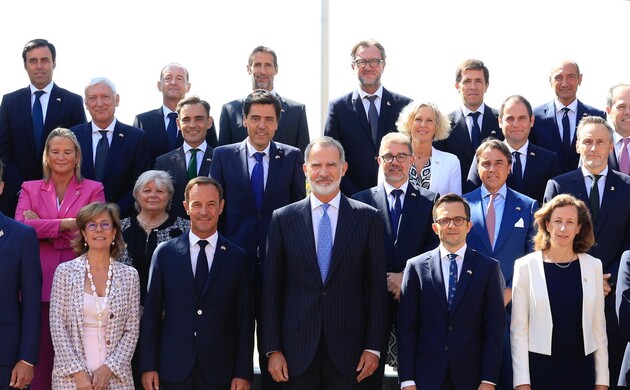 El Rey con una representación de la Cámara de Comercio Franco-Española