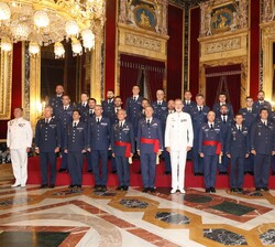 ​Su Majestad el Rey recibe en audiencia militar a una comisión del Ejército del Aire y del Espacio compuesta por personal del despliegue “