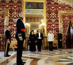 El Rey recibe las Cartas Credenciales del embajador de la República del Perú, Luis Carlos Antonio Iberico Núñez