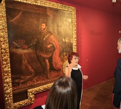 Su Majestad el Rey visita la exposición con motivo del 550 aniversario de la Universidad de Zaragoza