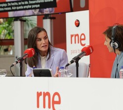 Diálogo en directo de Doña Letizia con Mamen Asencio