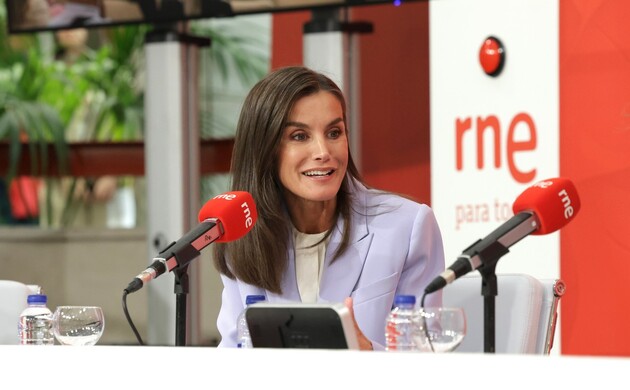 Doña Letizia en directo durante la emisión de ‘RNE para todos’