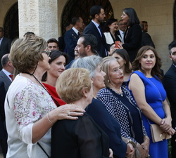Su Majestad el Rey conversa con españoles residentes en Jordania
