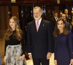 Sus Majestades los Reyes y Sus Altezas Reales la Princesa de Asturias y la Infanta doña Sofía a su llegada al Auditorio Palacio de Congresos “Pr