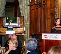 Vista del Salón durante las palabras de la presidenta de la Fundación Queen Sofía Spanish Institute, Pilar Lladó
