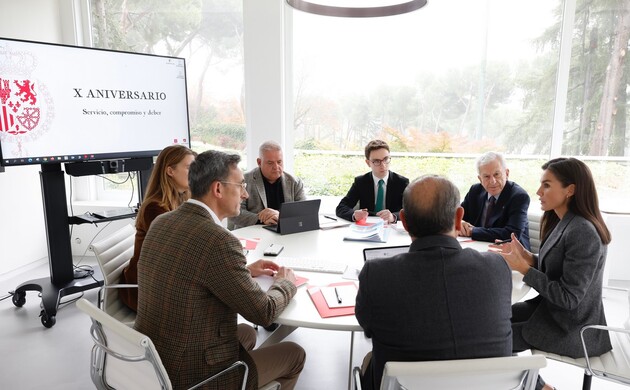 Su Majestad la Reina durante la reunión con representantes de las entidades sociales de ámbito Nacional que están trabajando para ayudar a las persona