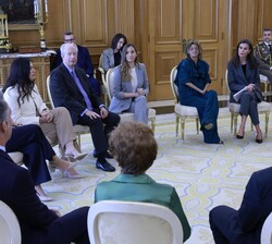 Doña Letizia durante la audiencia a la Asociación Española de Porfiria