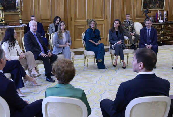 Doña Letizia durante la audiencia a la Asociación Española de Porfiria