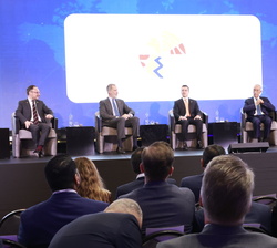 Su Majestad el Rey durante el XV Encuentro Empresarial Iberoamericano, actividad oficial de la XXIX Cumbre de Jefes de Estado y de Gobierno