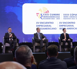 Su Majestad el Rey durante el XV Encuentro Empresarial Iberoamericano, actividad oficial de la XXIX Cumbre de Jefes de Estado y de Gobierno
