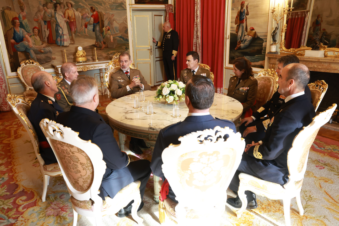 Division Rey InicioActividades y Agenda - Audiencia militar a un grupo de generales ...