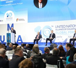 Su Majestad el Rey durante la intervención del Presidente de la República Portuguesa, Marcelo Rebelo de Sousa