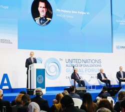 Don Felipe se dirige a los invitados presentes en el 10º Foro Global de la Alianza de Civilizaciones