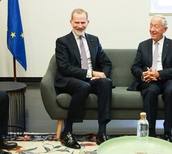 Don Felipe junto al Presidente de la República Portuguesa, Marcelo Rebelo de Sousa