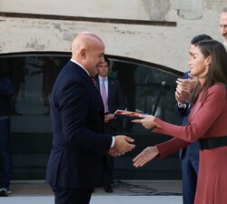 Francisco Carrera, presidente de la Asociación Gremial Sevillana de Arte Sacro recibe la Medalla de Oro al mérito en las Bellas Artes 2023