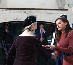María Victoria Peña, Vicky Peña, actriz, recibe la recibe la Medalla de Oro al Mérito en las Bellas Artes 2023