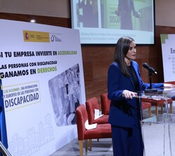 Su Majestad la Reina durante su intervención