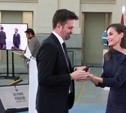 Su Majestad la Reina entrega el premio "Libertad de Prensa" a Xavier Colás