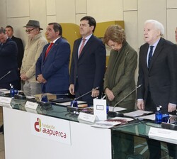 Su Majestad la Reina Doña Sofía durante el minuto de silencio en memoria de las víctimas de Valencia