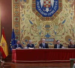 El número uno de la LXII promoción de la Carrera Fiscal, Juan Manuel López, dirigió unas palabras de agradecimiento