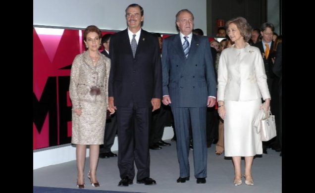 SS.MM. los Reyes durante la inauguración