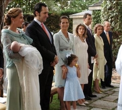 La Familia Real durante el bautizo