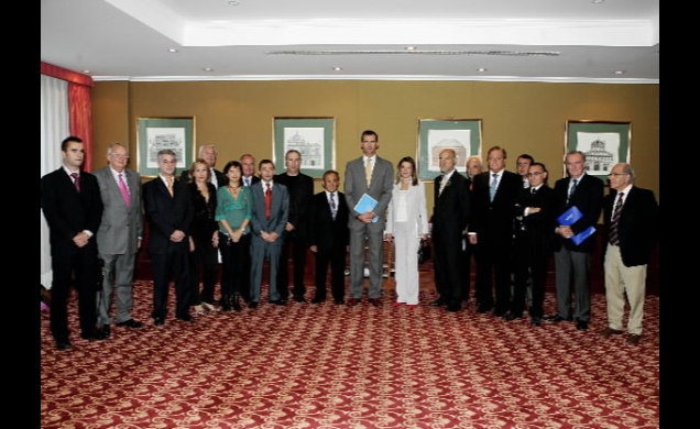 Los Príncipes con los empresarios del calzado