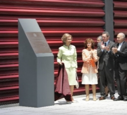 La Reina durante la inauguración
