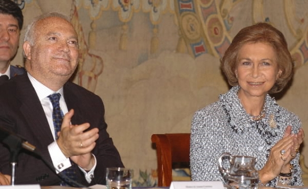 La Reina con el ministro de Asuntos Exteriores