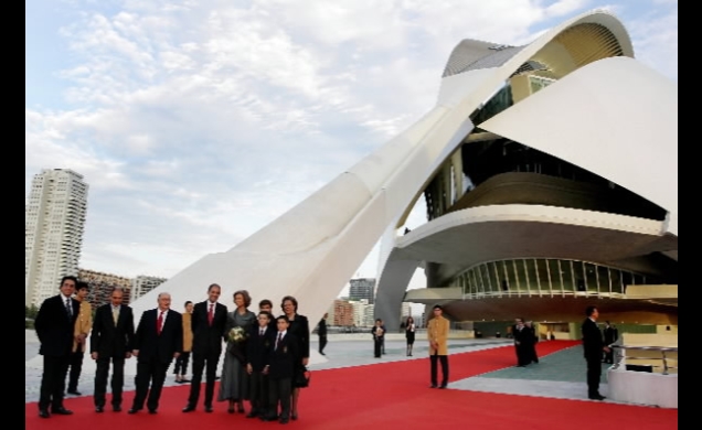 La Reina durante la inauguración