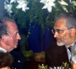 Cena de gala ofrecida por el presidente de la República de Bolivia en honor de los jefes de Estado y de Gobierno participantes en la XIII Cumbre Ibero