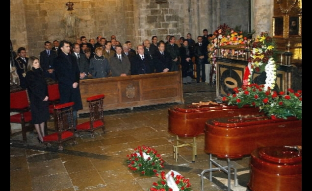 Los Príncipes durante el Funeral Institucional