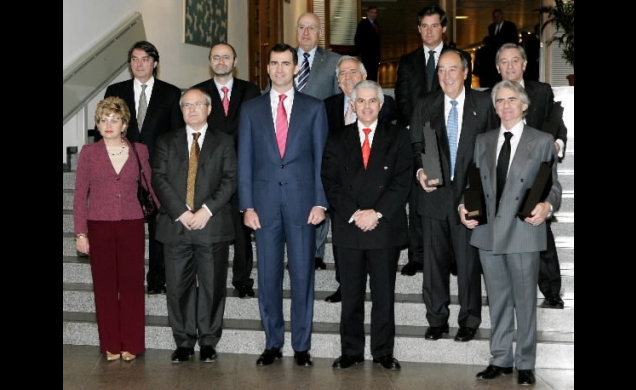 Foto de familia con los galardonados