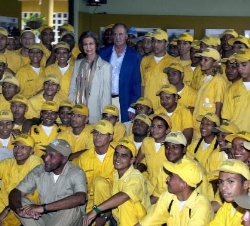 Visita a la Escuela-Taller de la Cooperación Española. Cartagena de Indias. 18 de noviembre de 2004
