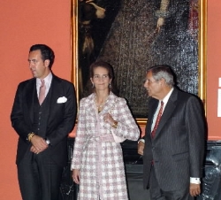 Los Duques de Lugo en un momento de la exposición