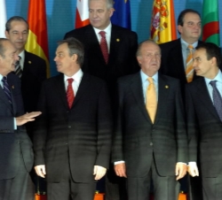 Momento durante la foto de familia